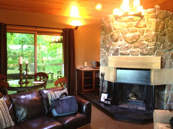 cardinal cottage inn at honey run ohio